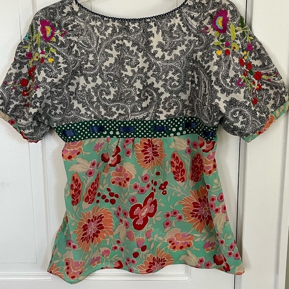 Anthropologie FEI Flores Peasant Top Blouse Mixed Media Silk Floral Embroidery 8 - Picture 7 of 12